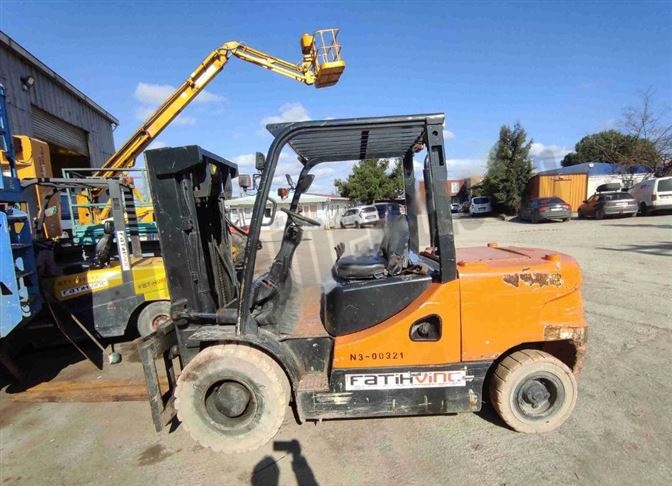 Satılık-DOOSAN-Forklift-5-12500-31462-1