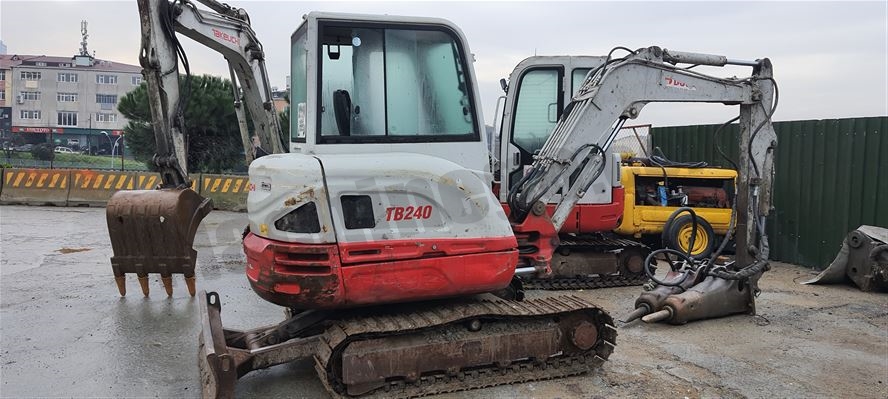 Kiralık-TAKEUCHI-Mini Ekskavatörler (Mini Kazici)-5000-5400-4580-1