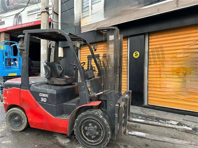 Satılık-gimak-Forklift-3-12000-30662-5