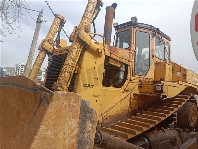 Kiralık-CATERPILLAR-Dozer-48-11111-30757-1