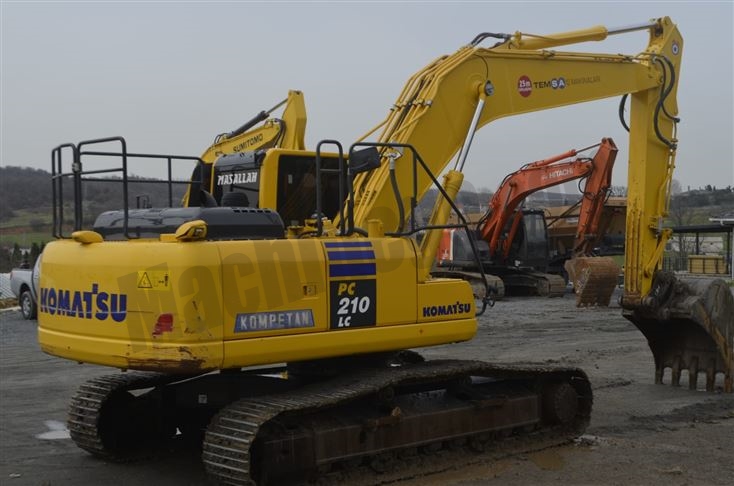 Satılık-KOMATSU-Ekskavatörler (Kazici)-20.8-4900-30785-4