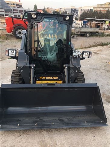 Satılık-NEW HOLLAND-Mini Kazici-Yükleyici-2.8-100-30859-9