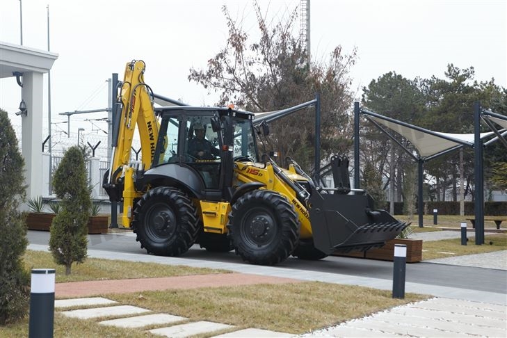 Satılık-NEW HOLLAND-Beko Loder (Kazici-Yükleyici)-9-0-30862-1