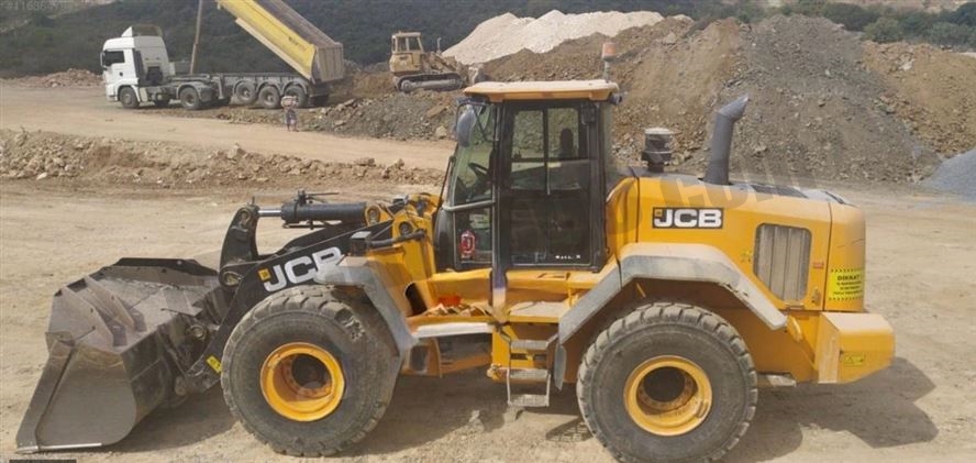 Satılık-JCB-Loder (Yükleyici)-9-11000-31045-1