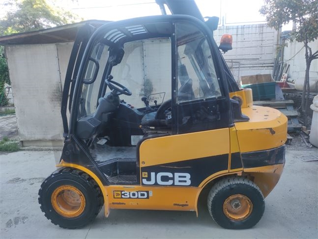 Satılık-JCB-Forklift-3000-3309-31128-1