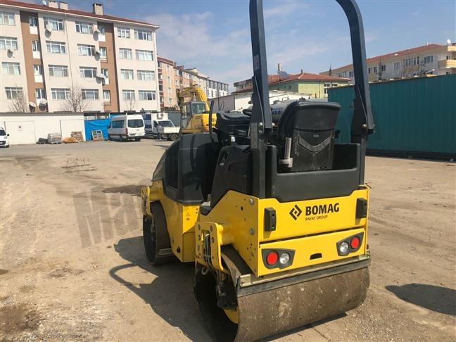 Kiralık-BOMAG-Asfalt Silindiri-2021-1400-31395-1