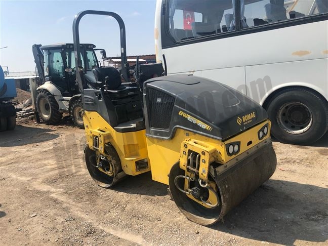 Kiralık-BOMAG-Asfalt Silindiri-2021-1400-31395-2