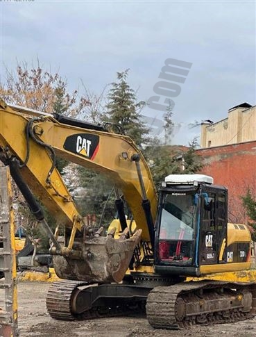 Satılık-CATERPILLAR-Ekskavatörler (Kazici)-32-17000-31419-0